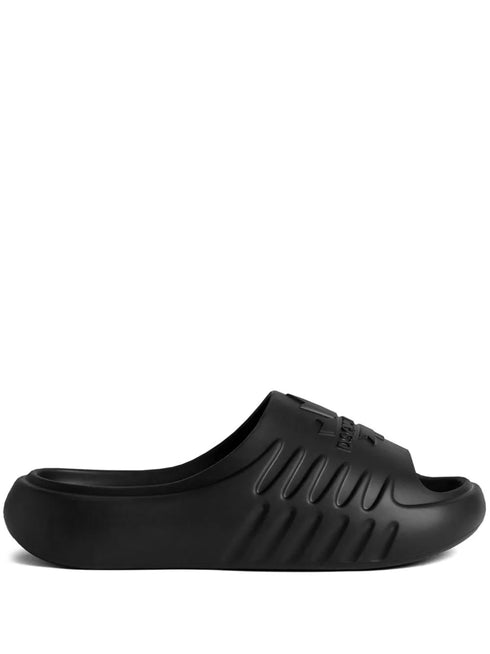 logo-embossed slides